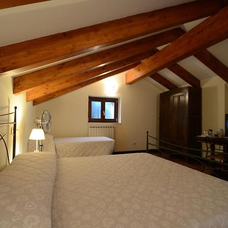 Mirbea Bed & Breakfast Cisano sul Neva Dış mekan fotoğraf