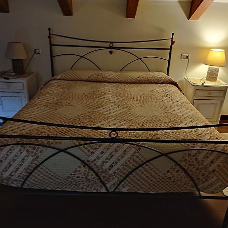 Mirbea Bed & Breakfast Cisano sul Neva Dış mekan fotoğraf