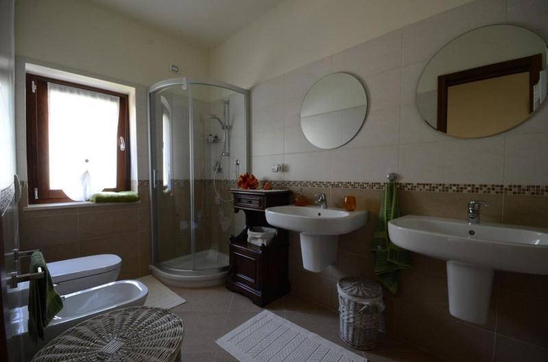 Mirbea Bed & Breakfast Cisano sul Neva Dış mekan fotoğraf
