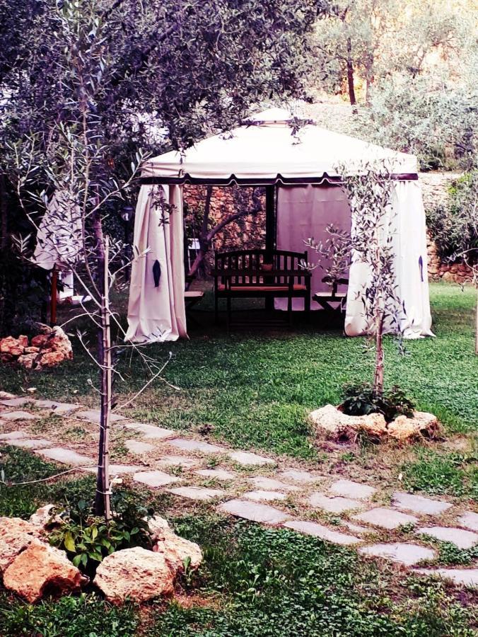 Mirbea Bed & Breakfast Cisano sul Neva Dış mekan fotoğraf