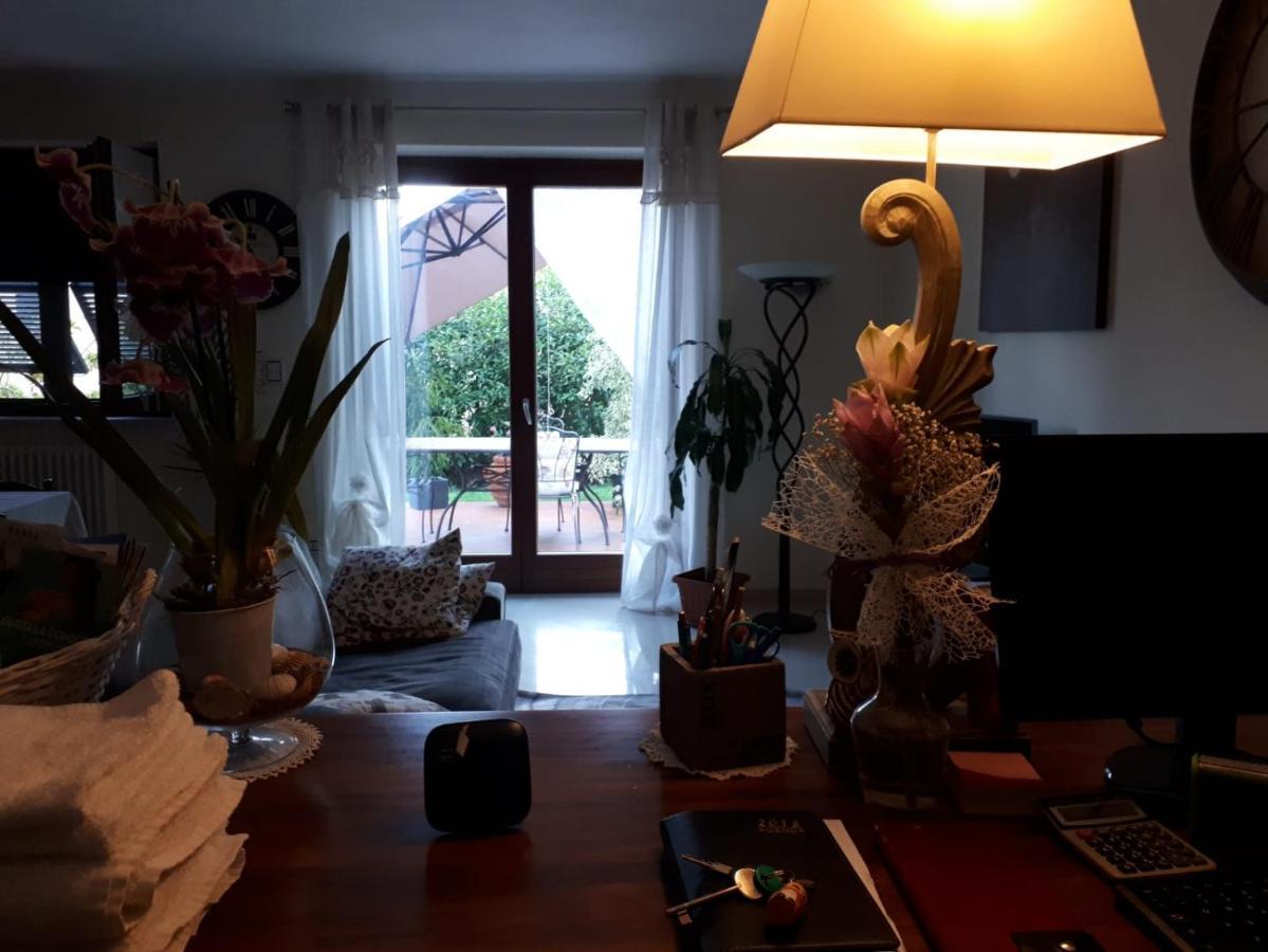 Mirbea Bed & Breakfast Cisano sul Neva Dış mekan fotoğraf